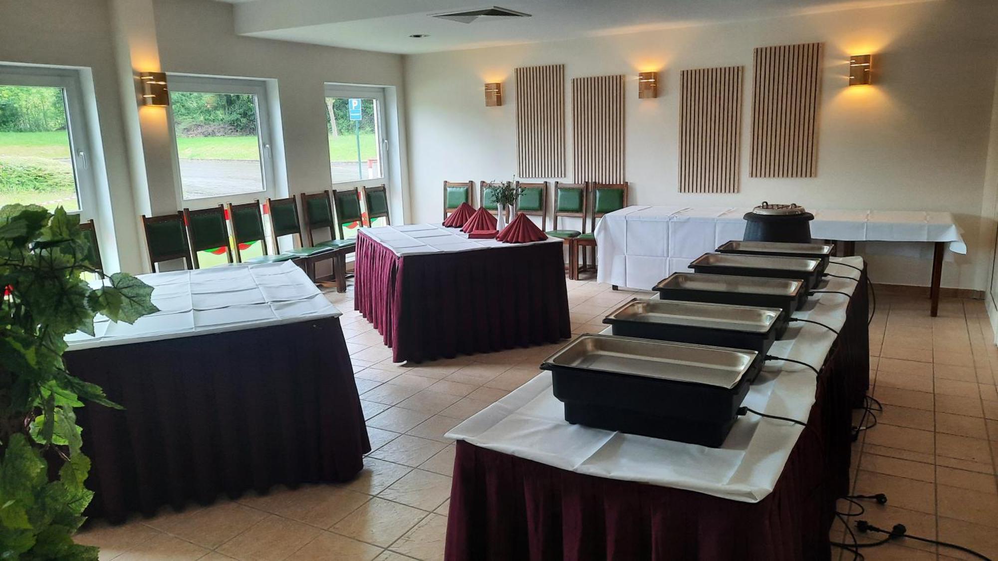 Euroville Jugend- Und Sporthotel Naumburg  Bagian luar foto