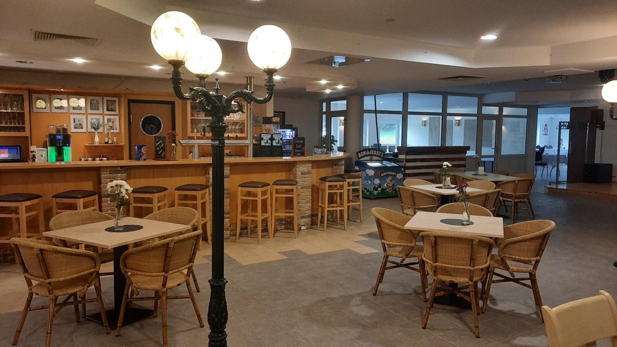 Euroville Jugend- Und Sporthotel Naumburg  Bagian luar foto