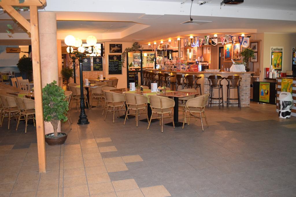 Euroville Jugend- Und Sporthotel Naumburg  Bagian luar foto