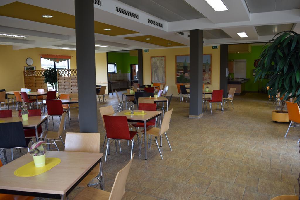 Euroville Jugend- Und Sporthotel Naumburg  Bagian luar foto