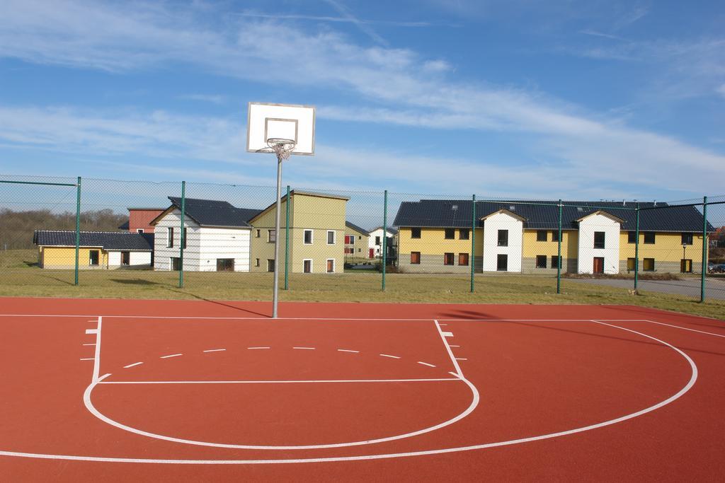Euroville Jugend- Und Sporthotel Naumburg  Bagian luar foto