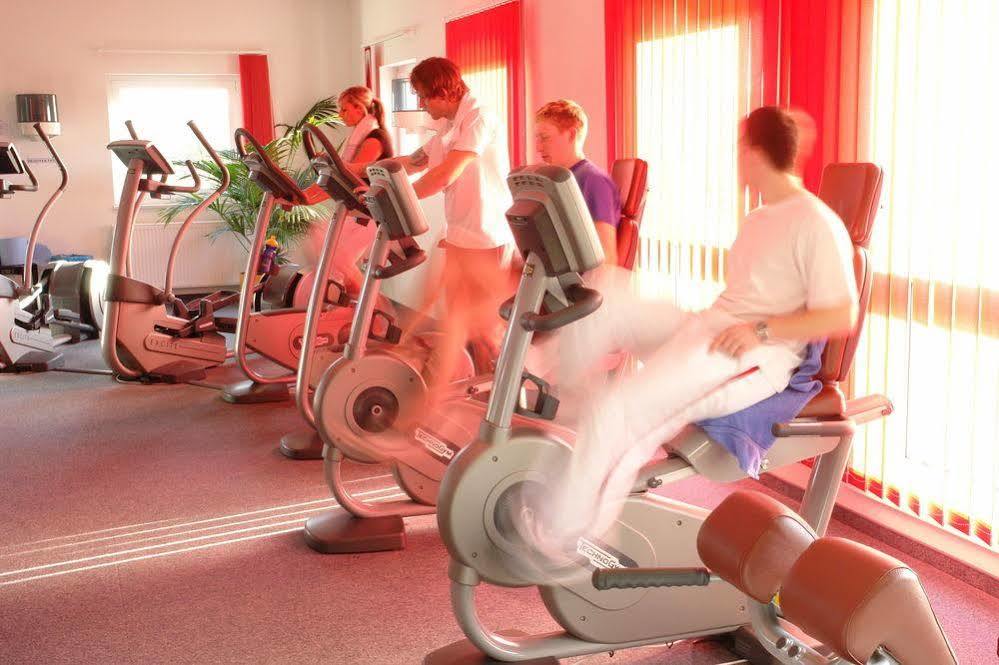 Euroville Jugend- Und Sporthotel Naumburg  Bagian luar foto