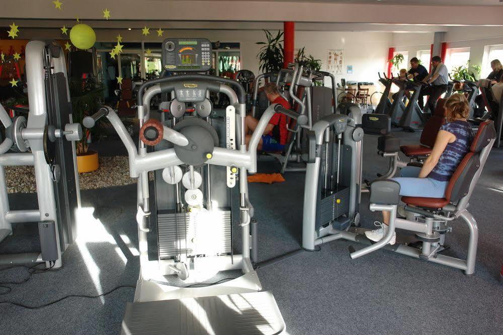 Euroville Jugend- Und Sporthotel Naumburg  Bagian luar foto